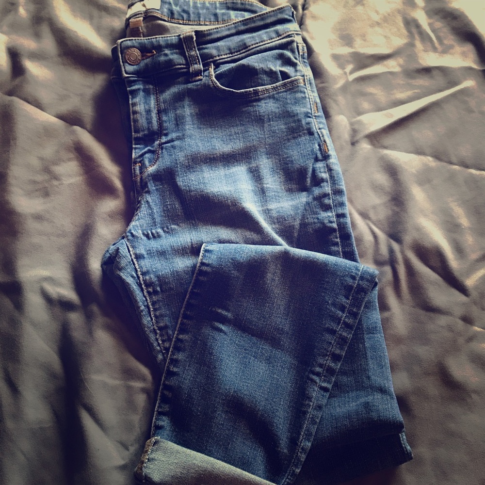 Banana Republic Light Wash Skinny Jeans